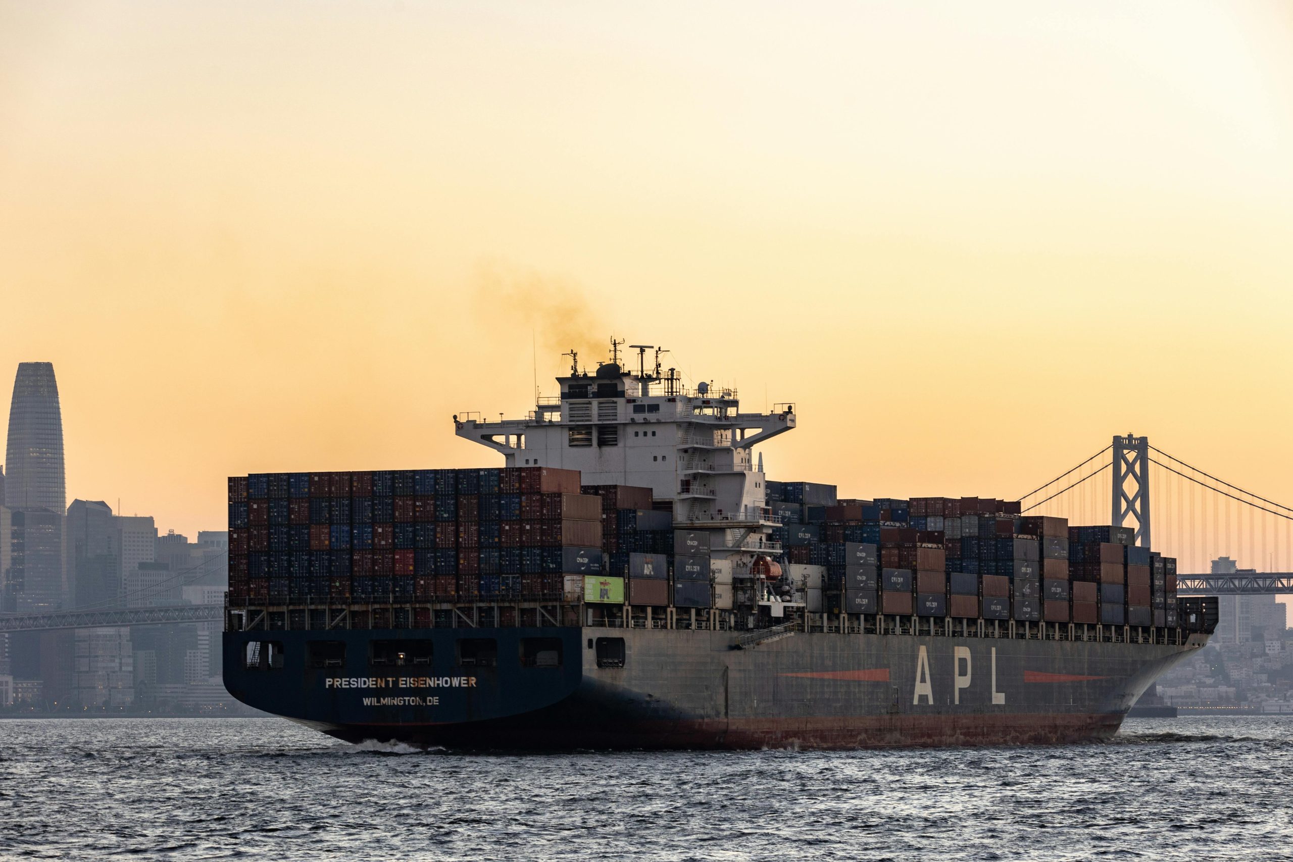 freight forwarders to Lae